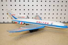 Avion de cuerda chico